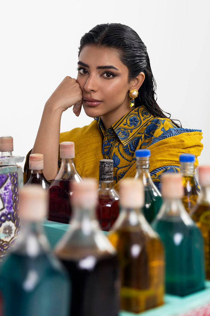 Sana Safinaz | Mahay Winter 25 |H255-008B-2Q by Sana Safinaz - Designer Dress  - Type : Ladies Clothes - Available at Libayah - 100% Original 