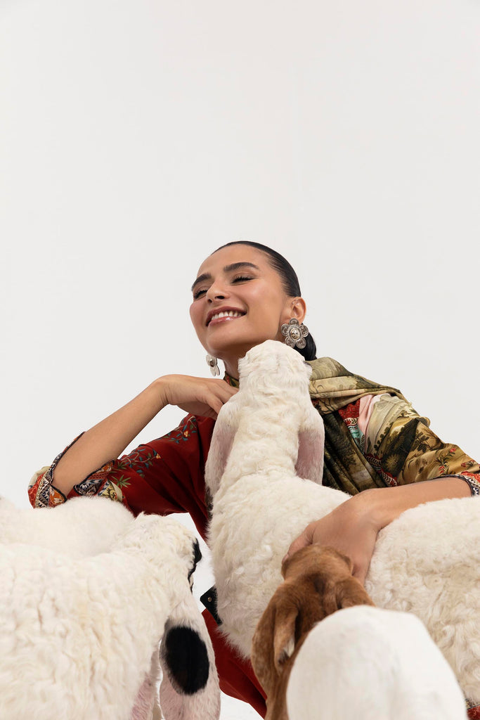 Sana Safinaz | Mahay Winter 25 | H255-009A-2DA by Sana Safinaz - Designer Dress  - Type : Ladies Clothes - Available at Libayah - 100% Original 