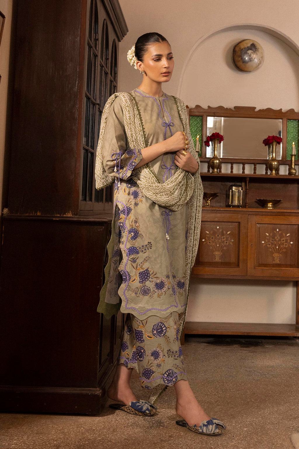 Sana Safinaz | Mahay Summer 26 | H263-010A-3AI by Sana Safinaz - Designer Dress  - Type : Ladies Clothes - Available at Libayah - 100% Original 