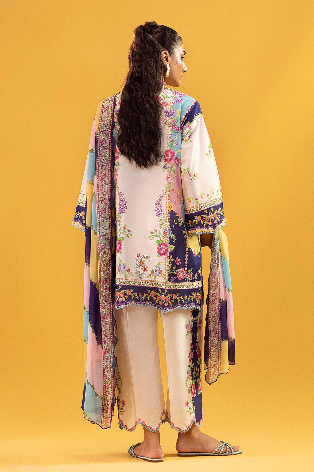 Sana Safinaz | Mahay Summer 26 |S-07 by Sana Safinaz - Designer Dress  - Type : Ladies Clothes - Available at Libayah - 100% Original 