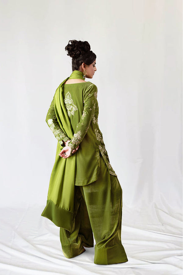 Saira Rizwan | Velvet Pret 25 | KAHWA-SRVP25-08 by Saira Rizwan - Designer Dress - Type : Ladies Clothes - Available at Libayah - 100% Original 