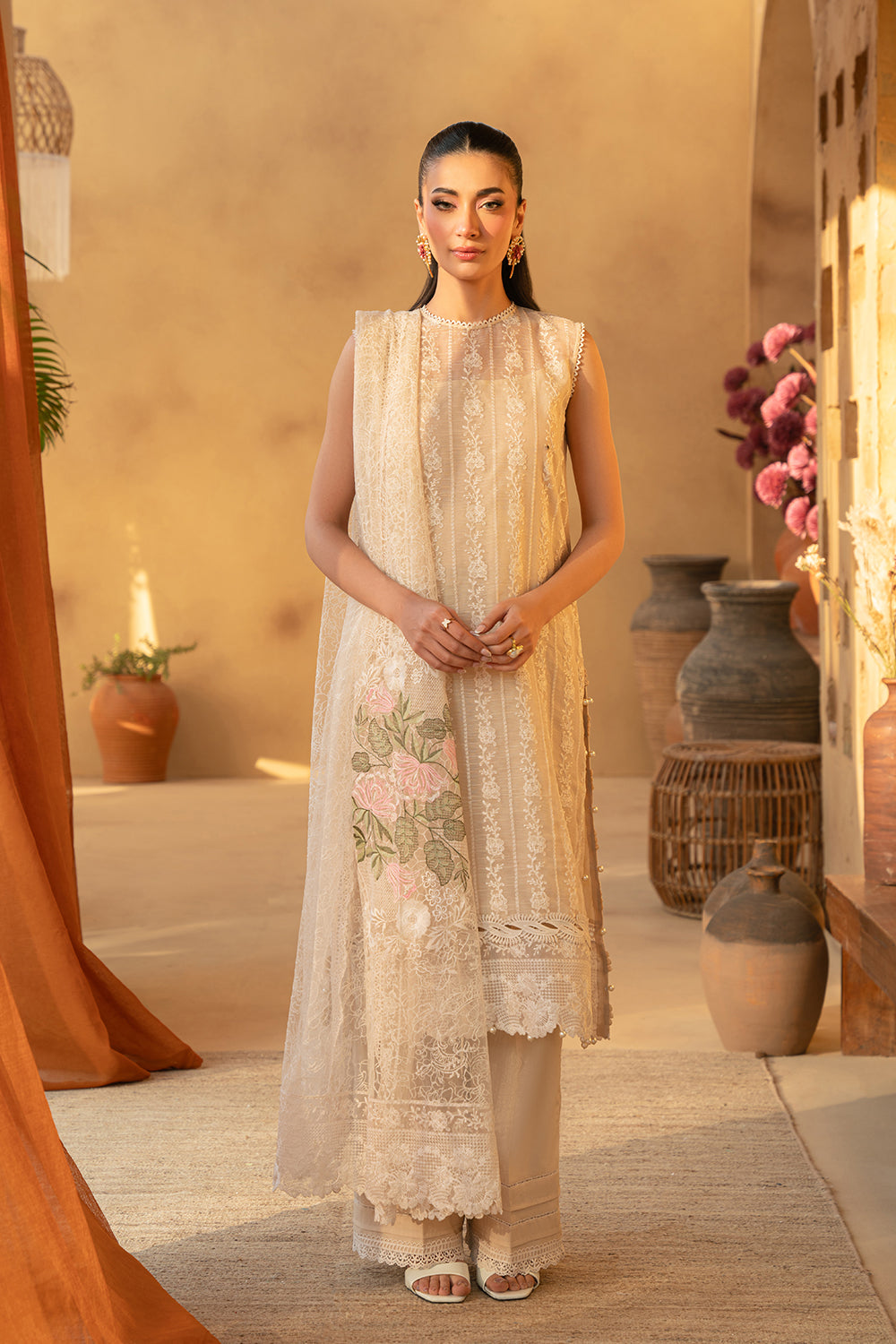 Saira Rizwan | Luxury Lawn 25 | MADONNA-SRL25-08 by Saira Rizwan - Designer Dress - Type: Ladies Clothes - Available at Libayah - 100% Original