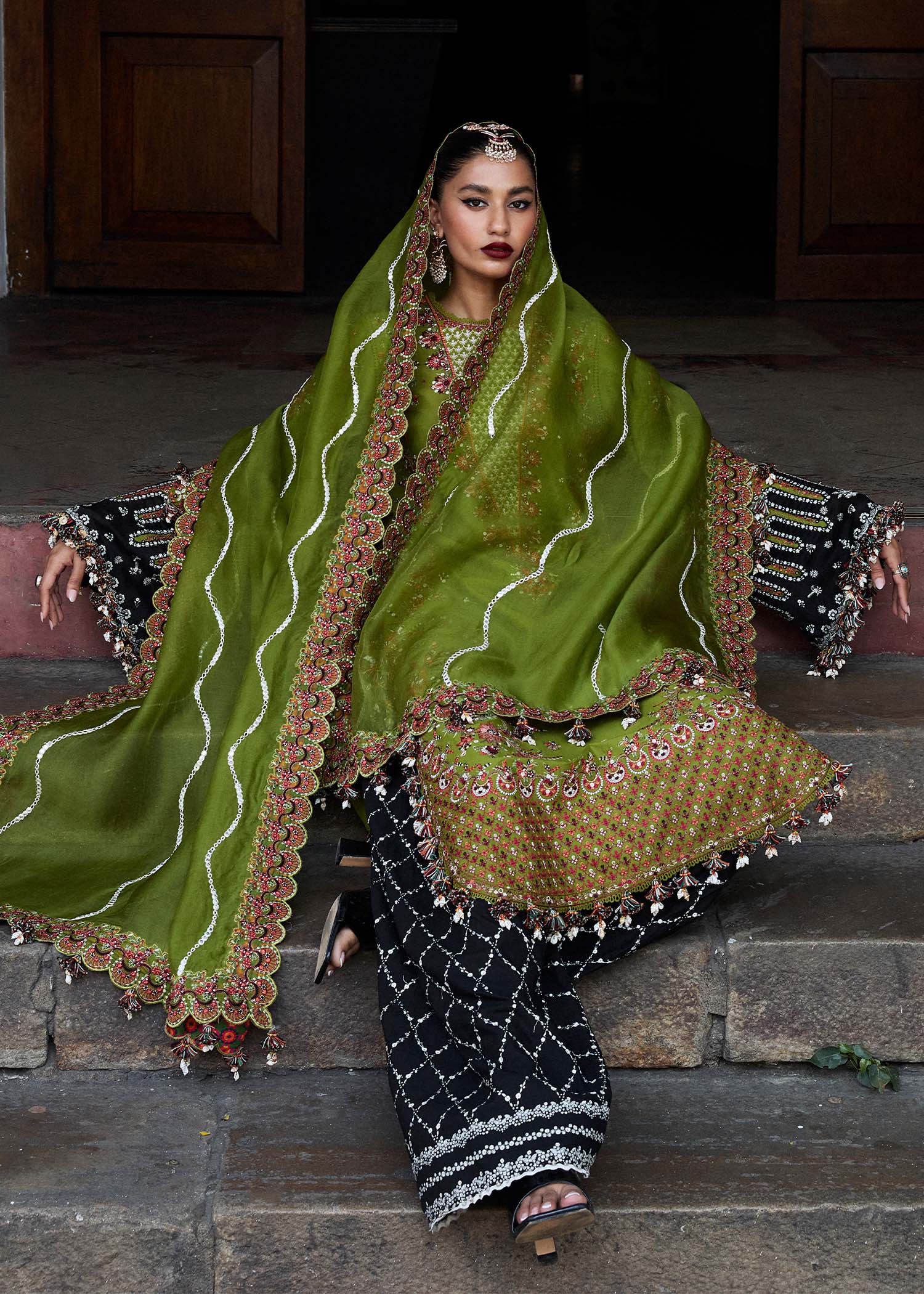 Hussain Rehar | Luxury Lawn 25 | Abass by Hussain Rehar - Designer Dress - Type: Ladies Clothes - Available at Libayah - 100% Original