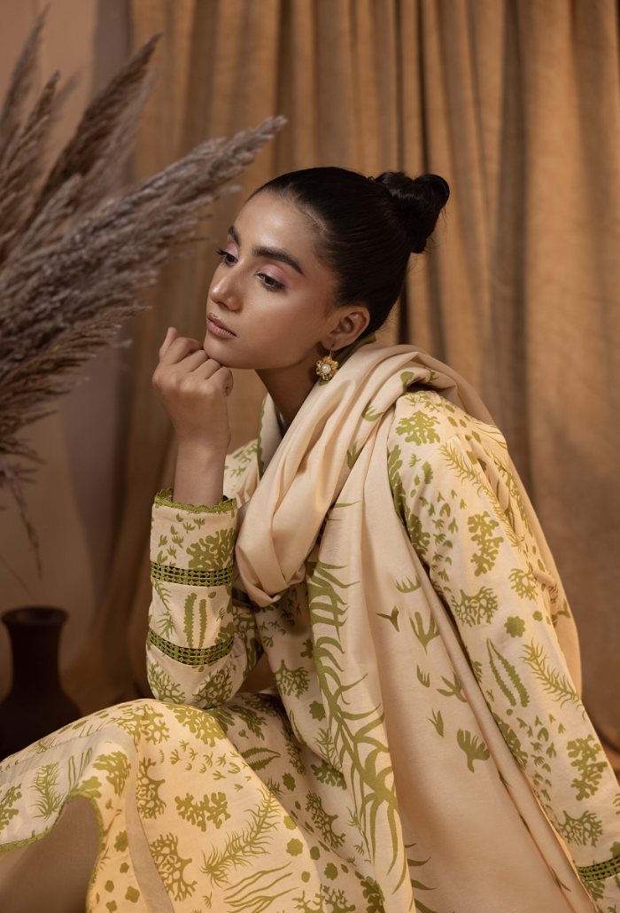 Humdum | Raya Khaddar |  Raya - D07 by Humdum - Designer Dress - Type: Ladies Clothes - Available at Libayah - 100% Original