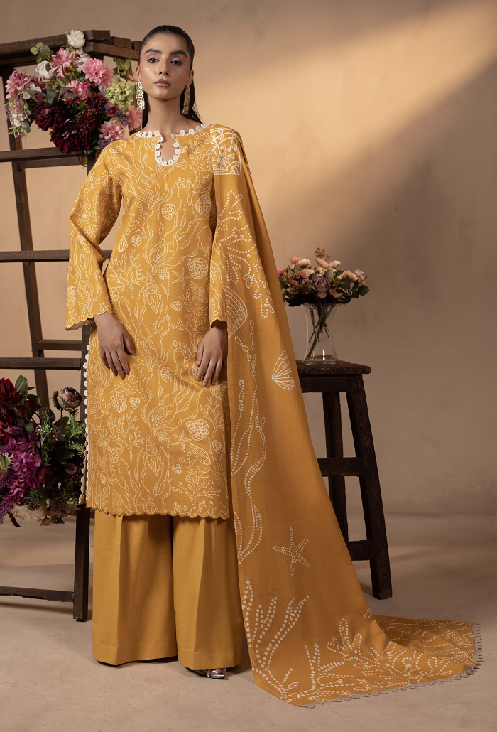 Humdum | Raya Khaddar |  Raya - D05 by Humdum - Designer Dress - Type: Ladies Clothes - Available at Libayah - 100% Original