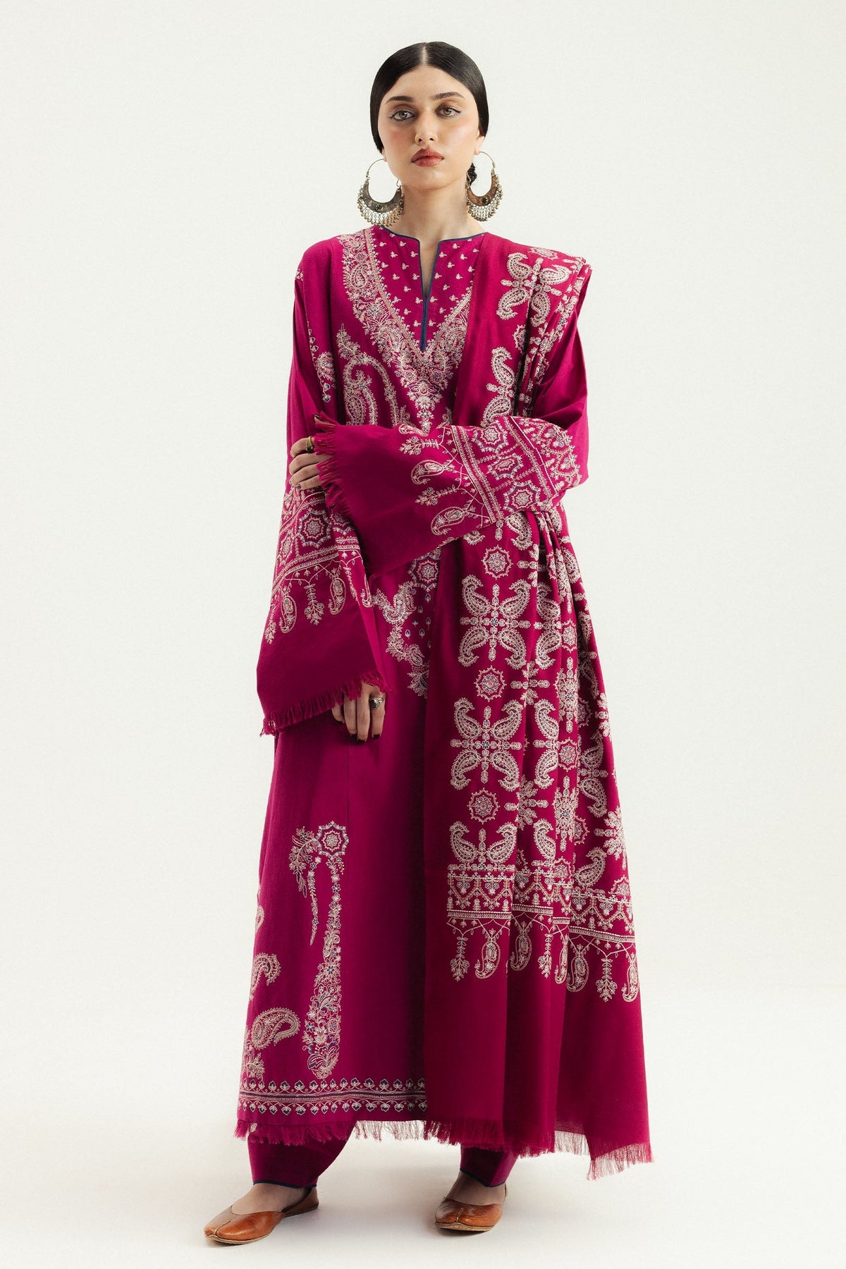 Gulmeer – authentic Pakistani dress from the Zara Shahjahan Winter 25 collection for women in the UK.