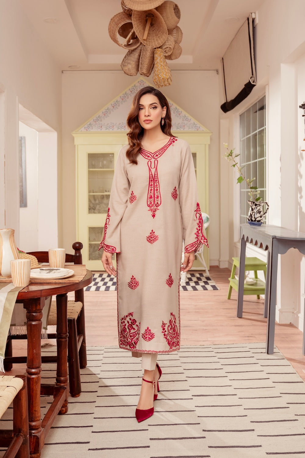 Vintage | Fall Essentials 24 | Romano by Vintage - Designer Dress - Type: Luxury - Available at Libayah - 100% Original