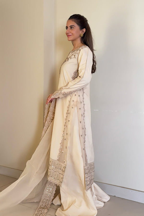 Maryum N Maria | Amani Formals | ELAN - MW40116 by Maryum N Maria - Designer Dress  - Type : Ladies Clothes - Available at Libayah - 100% Original 