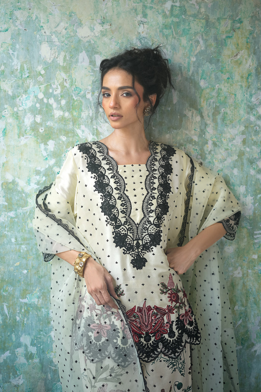 Zainab Chottani | Summer Edition 26 | Ivory Charm by Zainab Chottani - Designer Dress  - Type : Ladies Clothes - Available at Libayah - 100% Original 