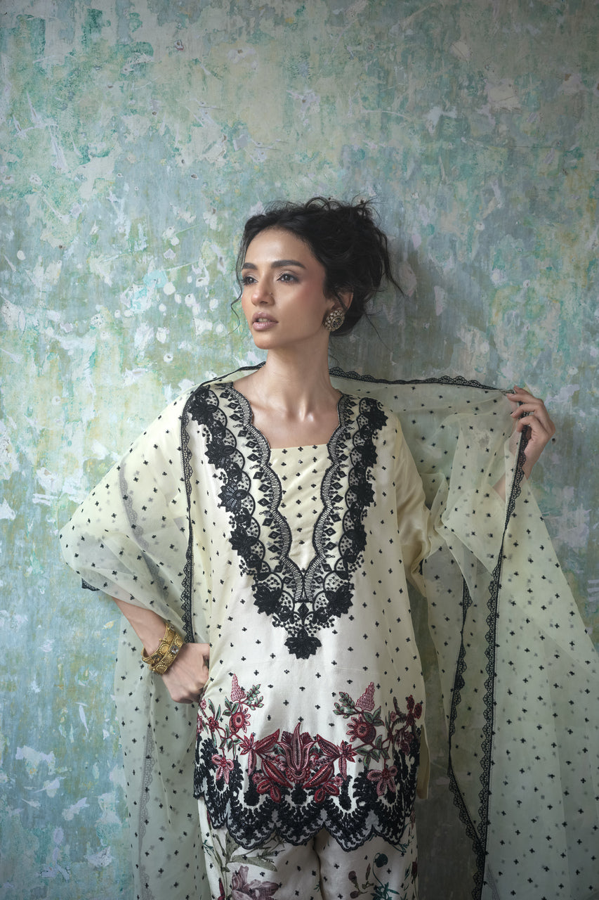 Zainab Chottani | Summer Edition 26 | Ivory Charm by Zainab Chottani - Designer Dress  - Type : Ladies Clothes - Available at Libayah - 100% Original 