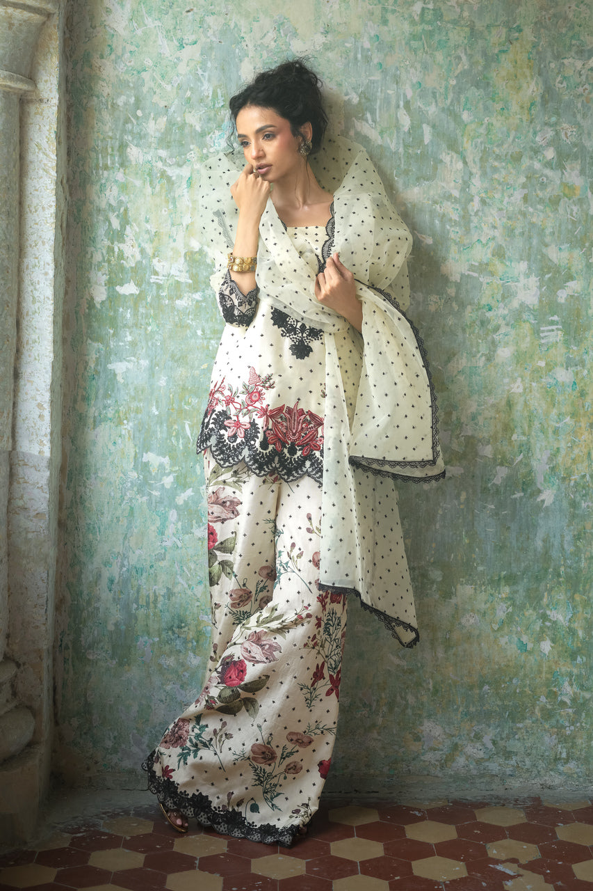 Zainab Chottani | Summer Edition 26 | Ivory Charm by Zainab Chottani - Designer Dress  - Type : Ladies Clothes - Available at Libayah - 100% Original 