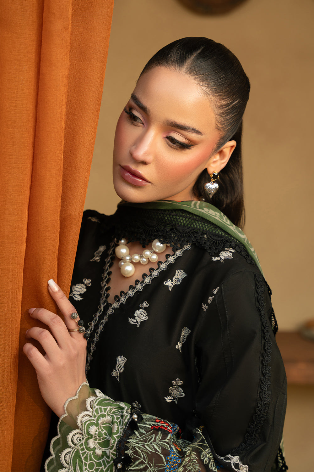 Saira Rizwan | Luxury Lawn 25 | MARY-SRL25-07 by Saira Rizwan - Designer Dress - Type: Ladies Clothes - Available at Libayah - 100% Original
