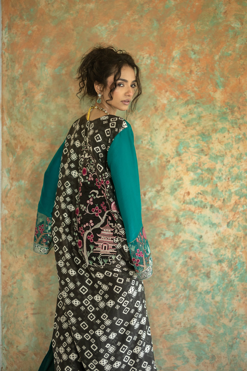 Zainab Chottani | Summer Edition 26 | Jade Muse Kaftan by Zainab Chottani - Designer Dress  - Type : Ladies Clothes - Available at Libayah - 100% Original 