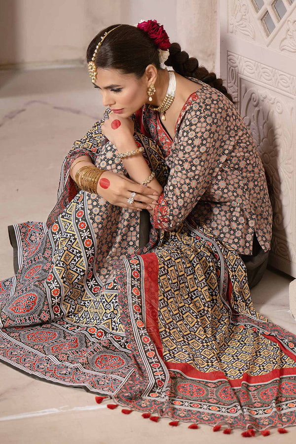 Nishat | Luxury Pret | KFE24-07 by Nishat - Designer Dress - Type: Ladies Clothes - Available at Libayah - 100% Original