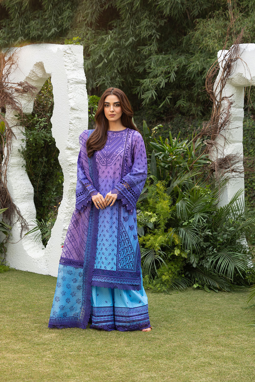 Sobia Nazir | Luxury Lawn 25 | 12B by Sobia Nazir - Designer Dress - Type: Ladies Clothes - Available at Libayah - 100% Original