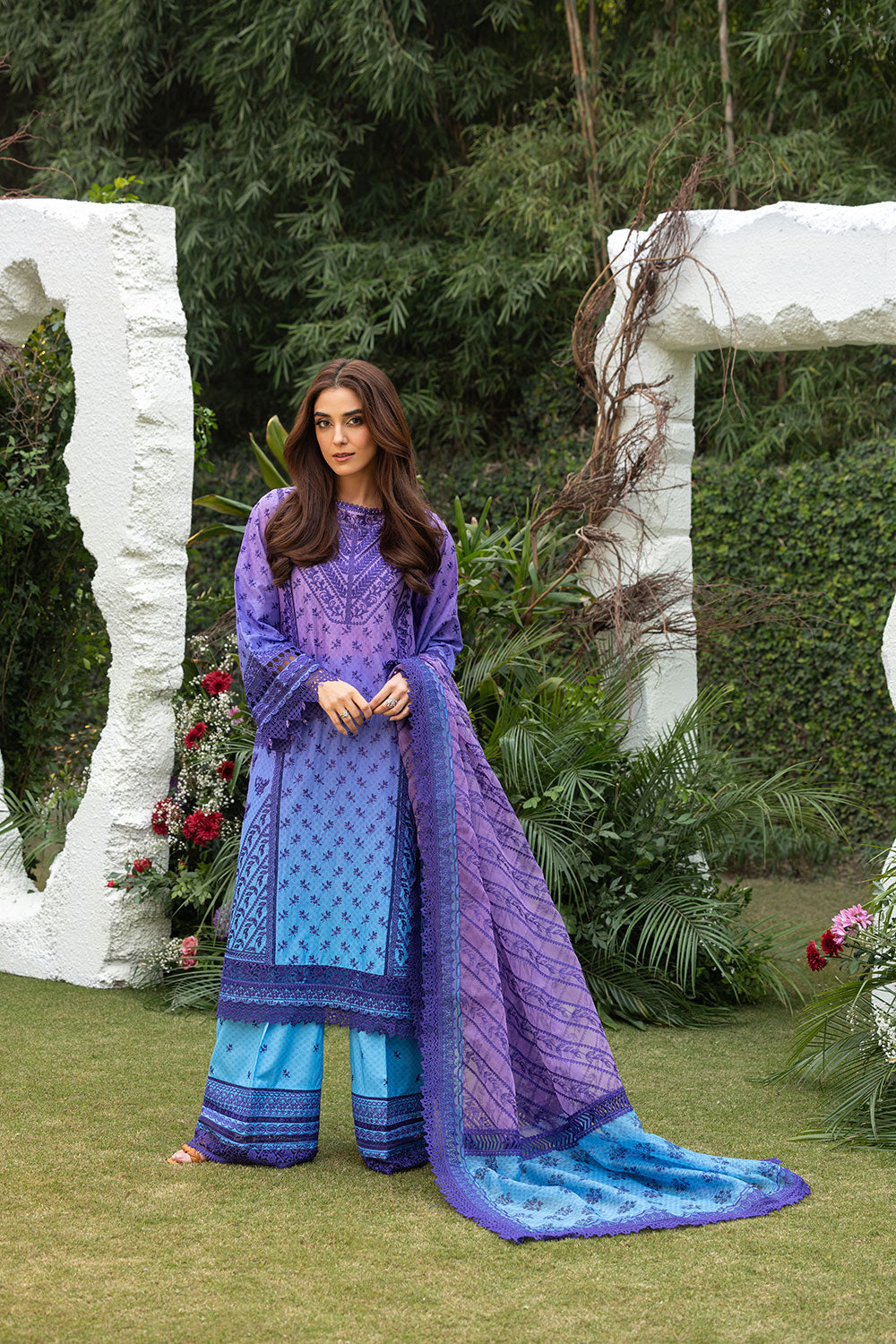 Sobia Nazir | Luxury Lawn 25 | 12B by Sobia Nazir - Designer Dress - Type: Ladies Clothes - Available at Libayah - 100% Original