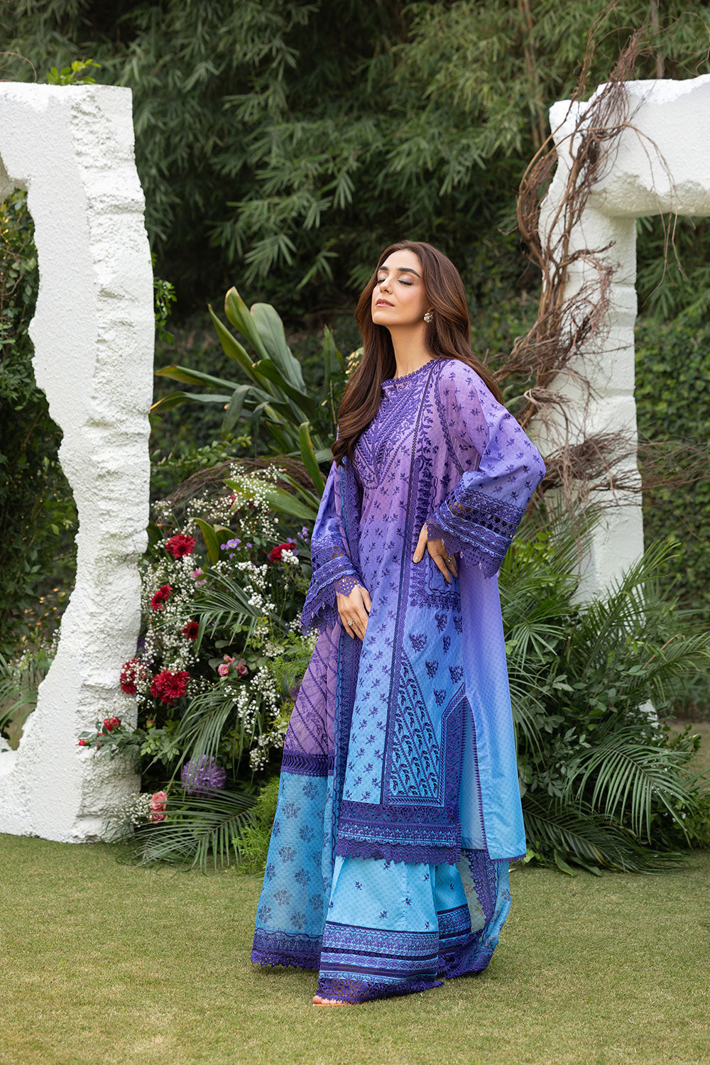 Sobia Nazir | Luxury Lawn 25 | 12B by Sobia Nazir - Designer Dress - Type: Ladies Clothes - Available at Libayah - 100% Original