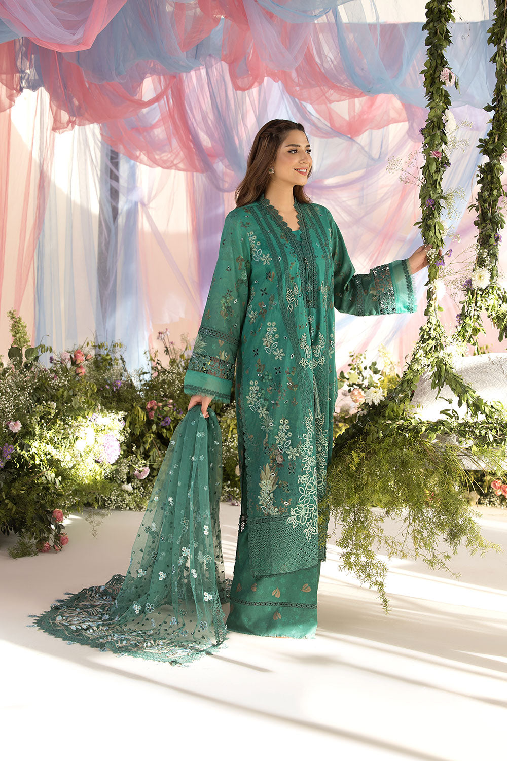 Sobia Nazir | Luxury Lawn 25 | 15B by Sobia Nazir - Designer Dress - Type: Ladies Clothes - Available at Libayah - 100% Original
