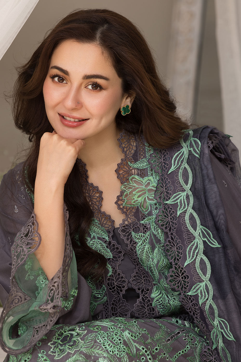 Sobia Nazir | Luxury Lawn 25 | 3B by Sobia Nazir - Designer Dress - Type: Ladies Clothes - Available at Libayah - 100% Original