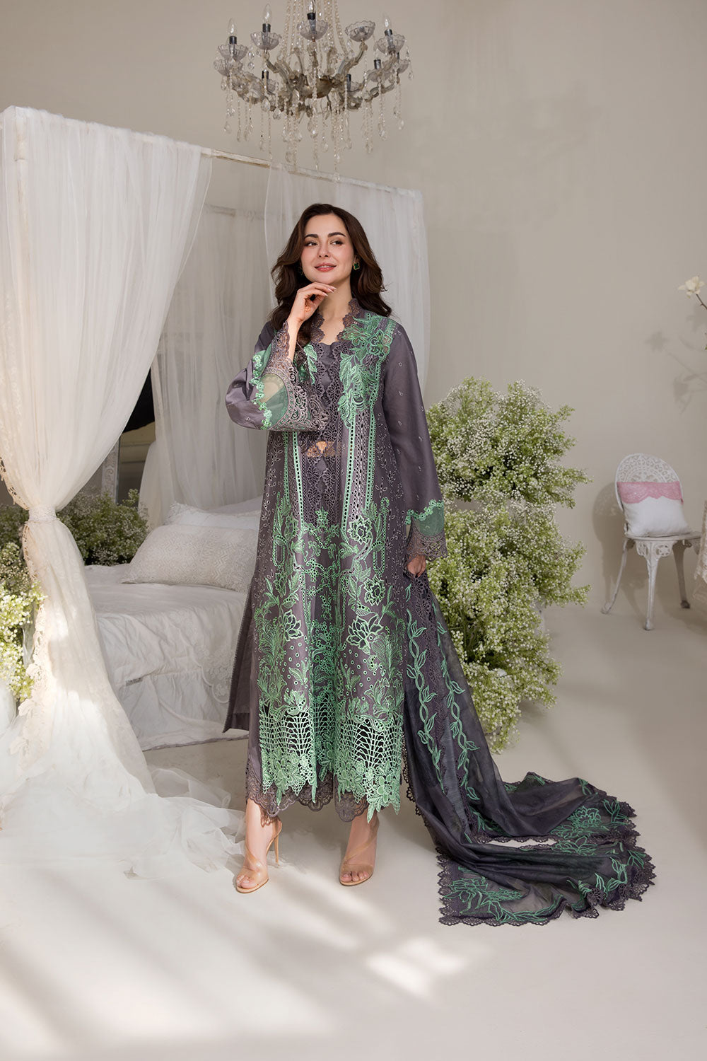 Sobia Nazir | Luxury Lawn 25 | 3B by Sobia Nazir - Designer Dress - Type: Ladies Clothes - Available at Libayah - 100% Original