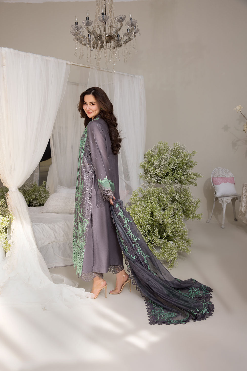 Sobia Nazir | Luxury Lawn 25 | 3B by Sobia Nazir - Designer Dress - Type: Ladies Clothes - Available at Libayah - 100% Original