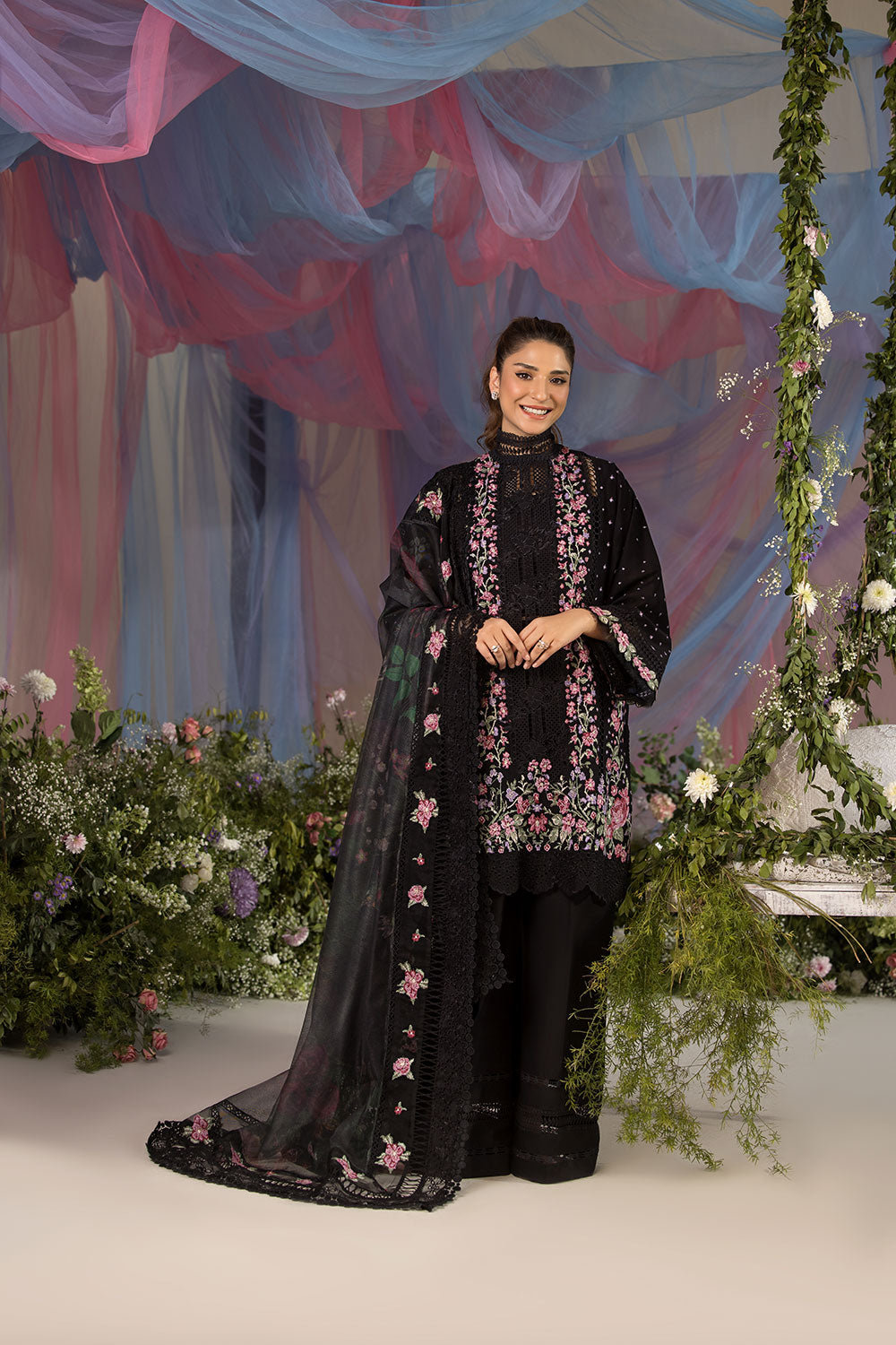 Sobia Nazir | Luxury Lawn 25 | 4B by Sobia Nazir - Designer Dress - Type: Ladies Clothes - Available at Libayah - 100% Original
