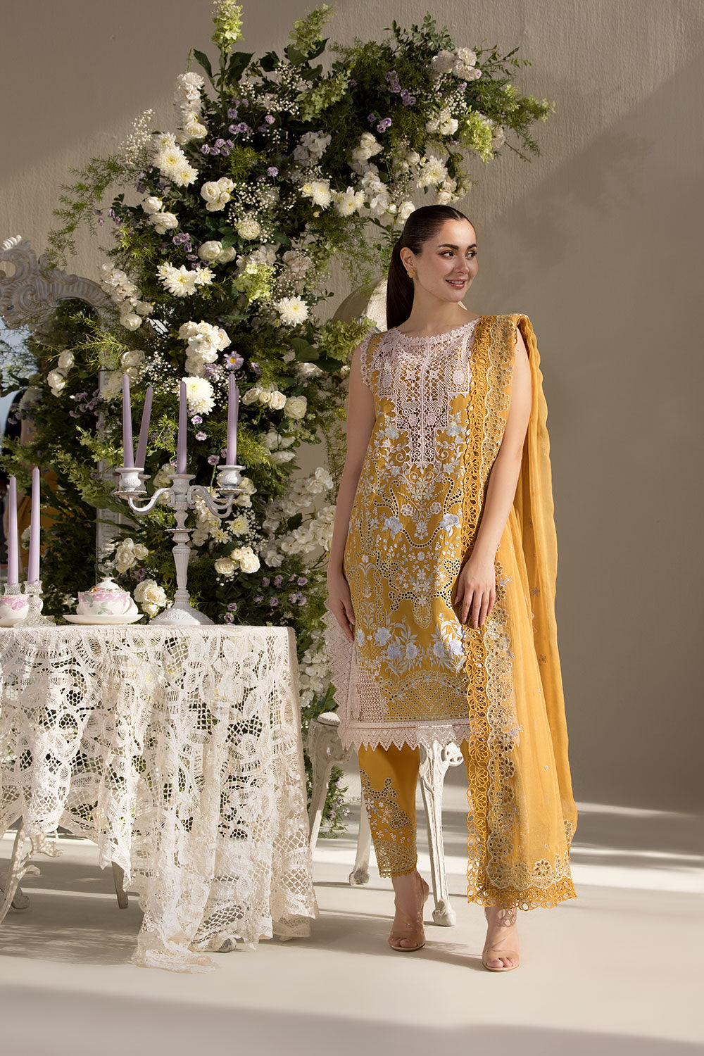 Sobia Nazir | Luxury Lawn 25 | 6B by Sobia Nazir - Designer Dress - Type: Ladies Clothes - Available at Libayah - 100% Original