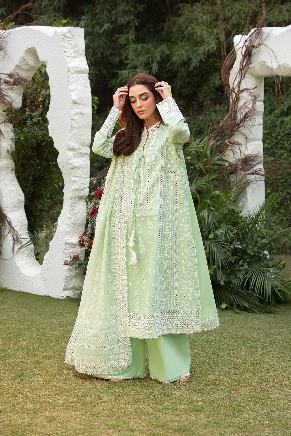 Sobia Nazir | Luxury Lawn 25 | 7B by Sobia Nazir - Designer Dress - Type: Ladies Clothes - Available at Libayah - 100% Original