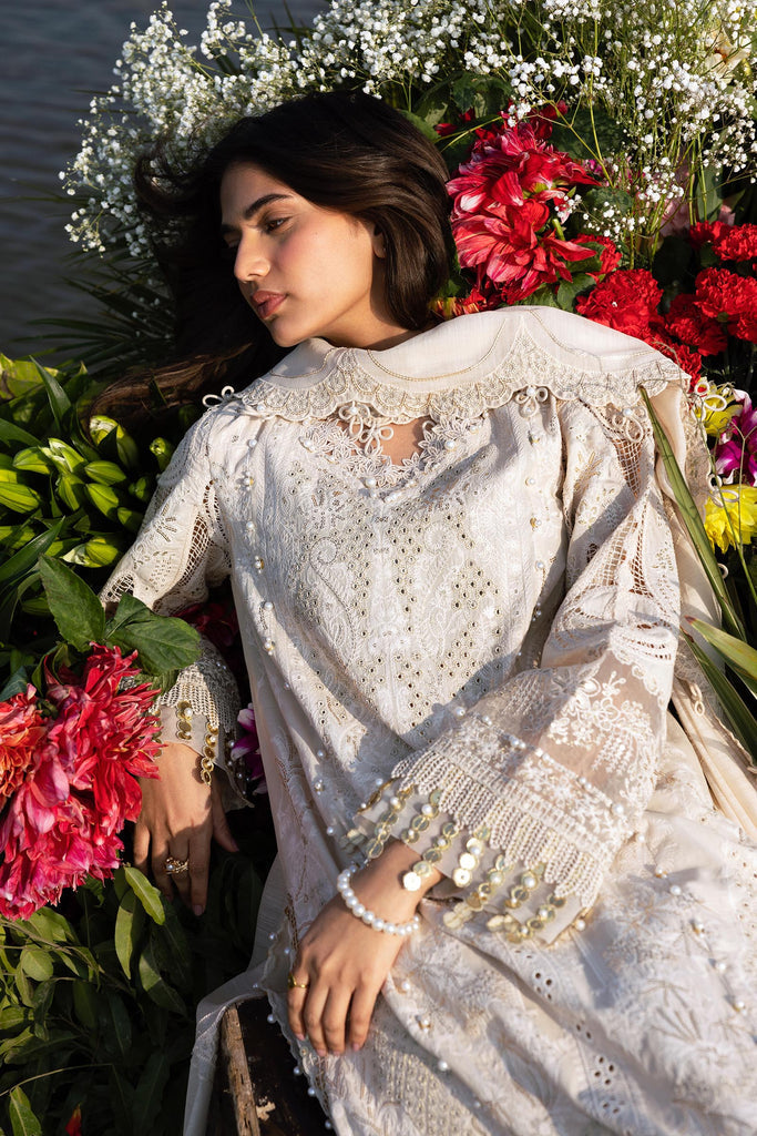 Sana Safinaz | Luxury Lawn 26 | S-01 by Sana Safinaz - Designer Dress  - Type : Ladies Clothes - Available at Libayah - 100% Original 