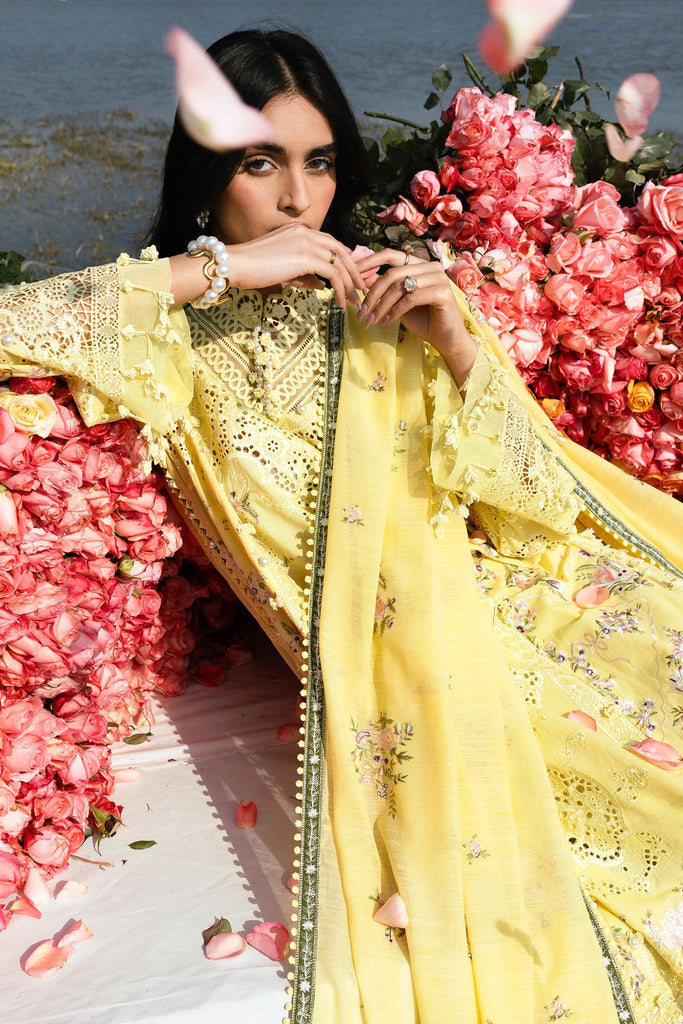 Sana Safinaz | Luxury Lawn 26 | S-07 by Sana Safinaz - Designer Dress  - Type : Ladies Clothes - Available at Libayah - 100% Original 