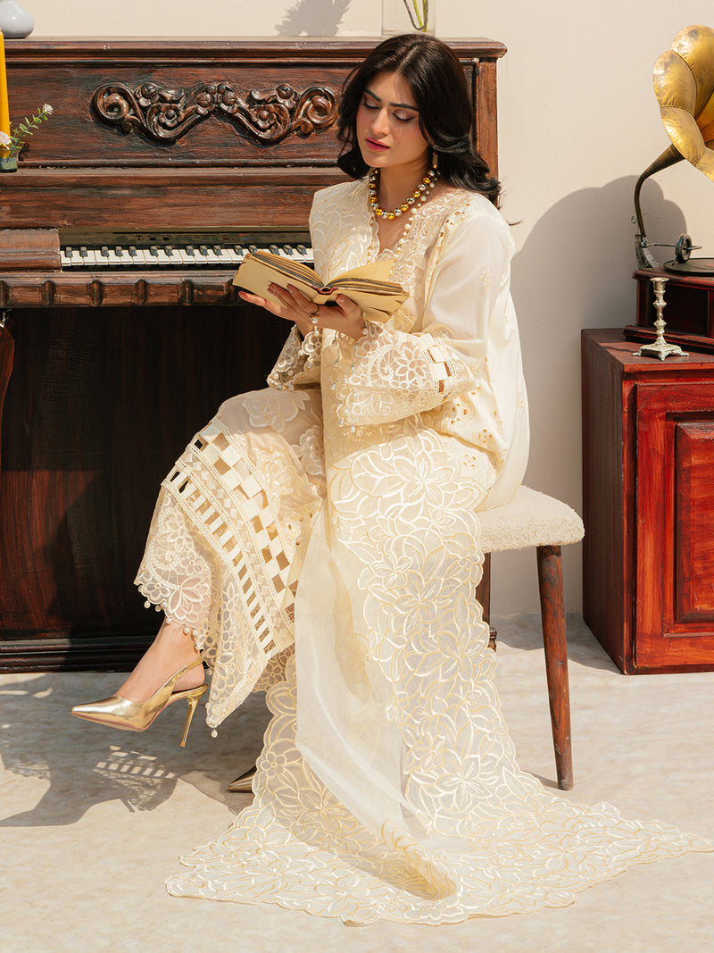 Mahnur | Allenura Luxury Lawn 24 | LUMINARY by Mahnur - Designer Dress - Type: Ladies Clothes - Available at Libayah - 100% Original