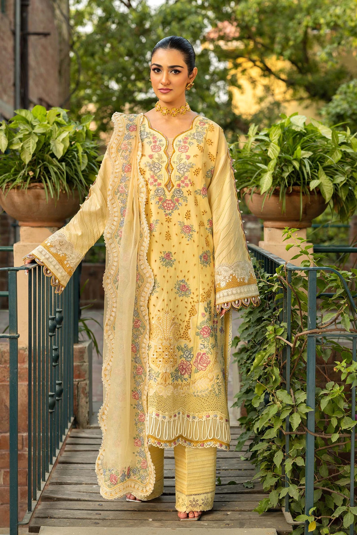 Maryam Hussain | Luxury Lawn 25 | Marjaan by Maryam Hussain - Designer Dress - Type: Ladies Clothes - Available at Libayah - 100% Original