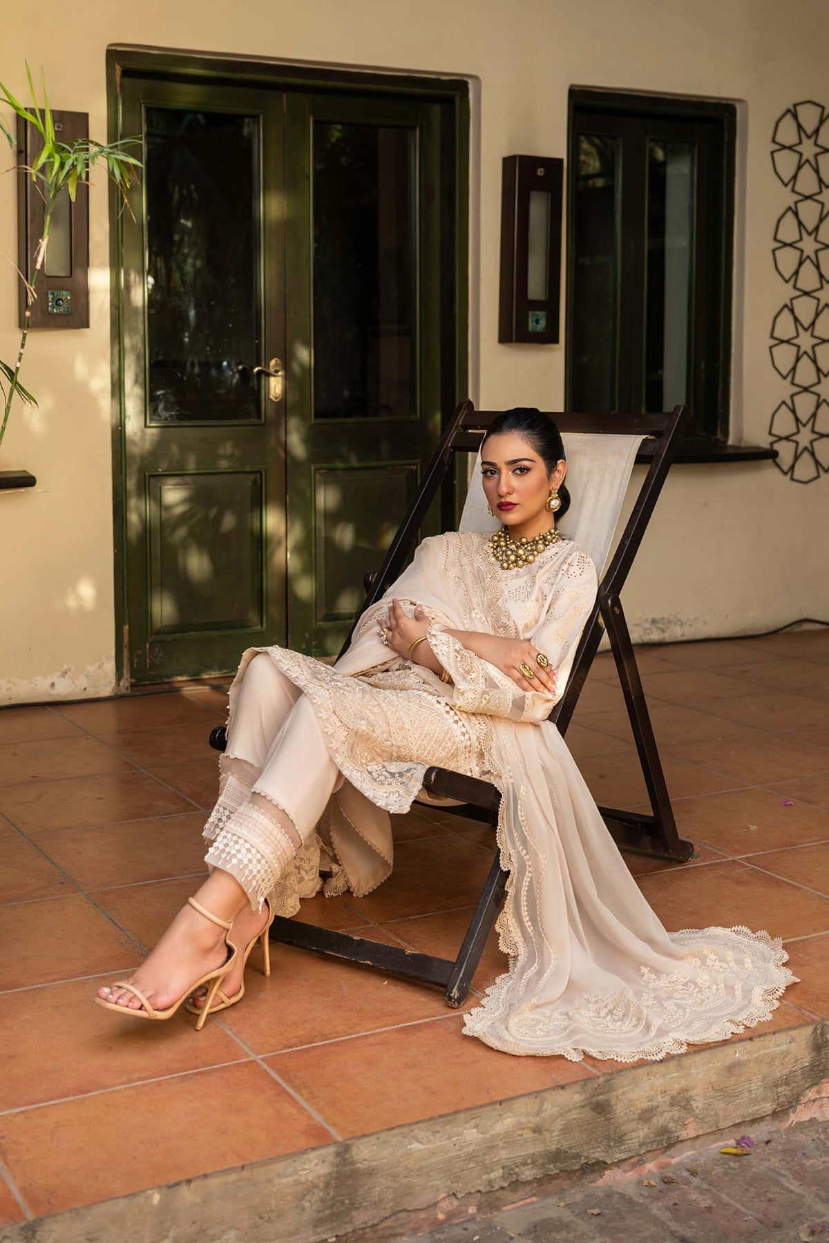 Maryam Hussain | Luxury Lawn 25 | Raya by Maryam Hussain - Designer Dress - Type: Ladies Clothes - Available at Libayah - 100% Original