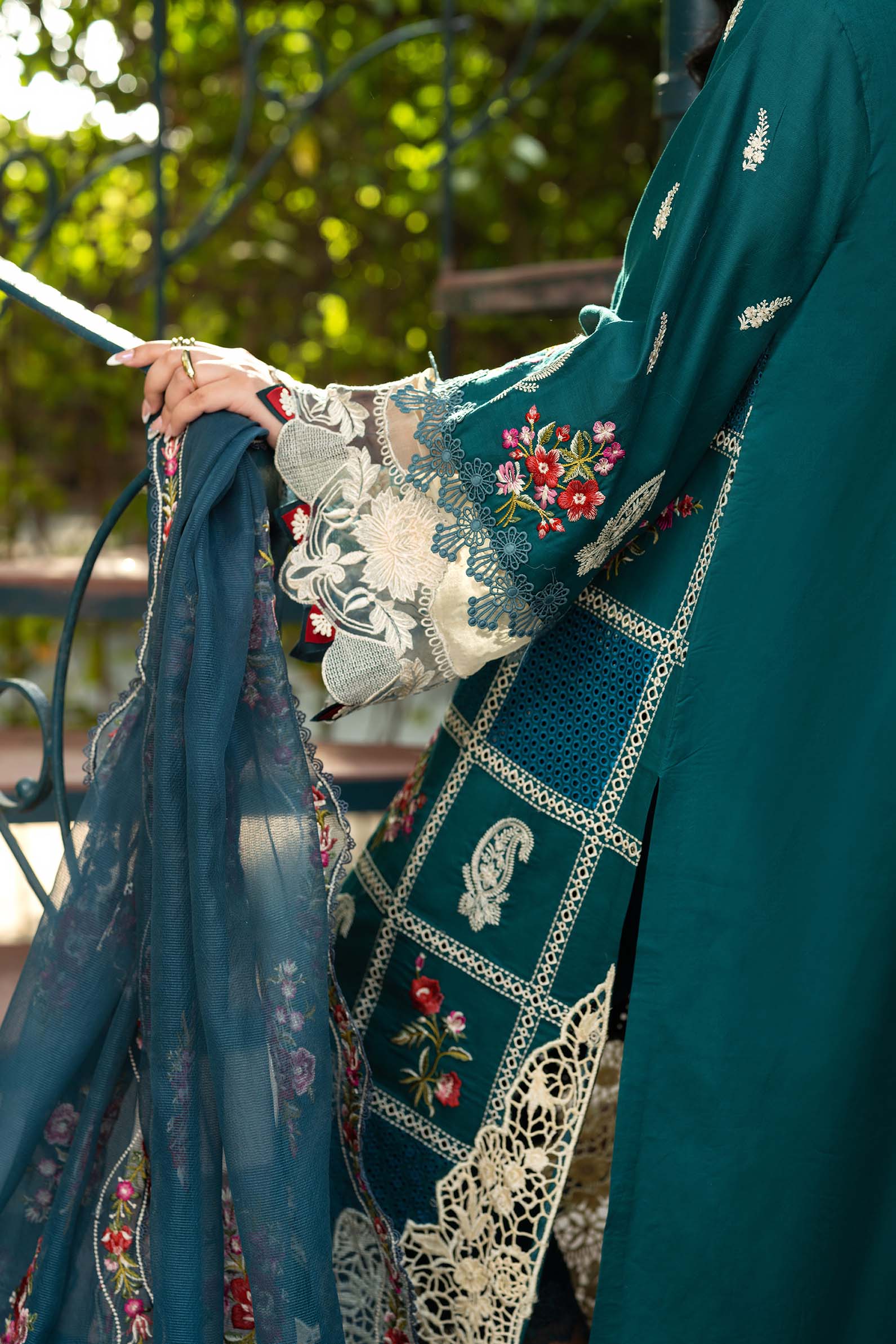 Maryam Hussain | Luxury Lawn 25 | Neelum by Maryam Hussain - Designer Dress - Type: Ladies Clothes - Available at Libayah - 100% Original