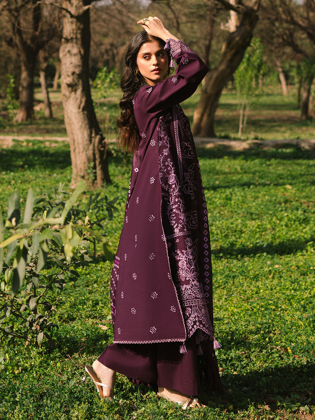 Mahnur | Dahlia Luxury Lawn 25 | Lea by Mahnur - Designer Dress - Type: Ladies Clothes - Available at Libayah - 100% Original