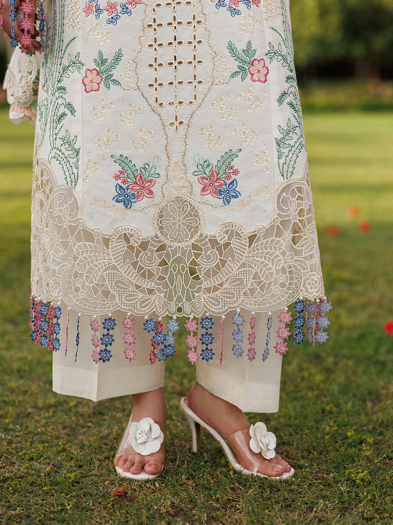 Mahnur | Morbagh Luxury Lawn 26 | M-03 - by Libayah - Registered Vendor of : Mahnur - 100% Original Designer Dress