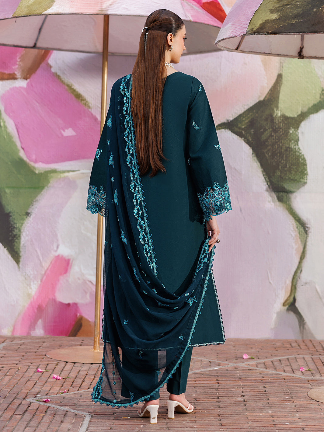 Mahnur | Morbagh Luxury Lawn 26 | M-04 - by Libayah - Registered Vendor of : Mahnur - 100% Original Designer Dress