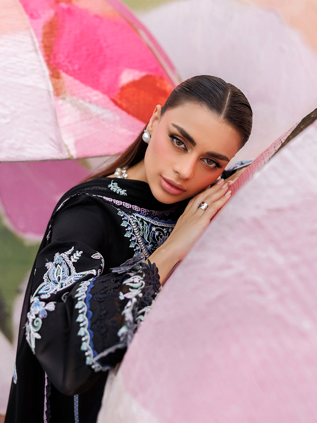 Mahnur | Morbagh Luxury Lawn 26 | M-08 - by Libayah - Registered Vendor of : Mahnur - 100% Original Designer Dress