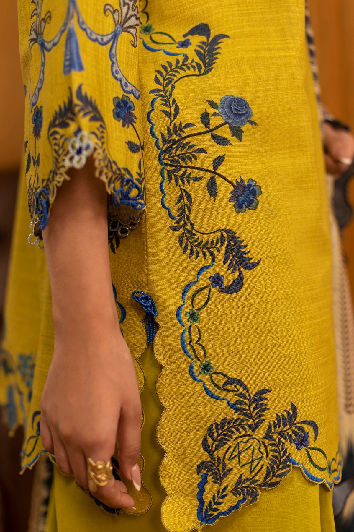 Sana Safinaz | Muzlin Winter 25 | M253-004A by Sana Safinaz - Designer Dress - Type : Ladies Clothes - Available at Libayah - 100% Original 