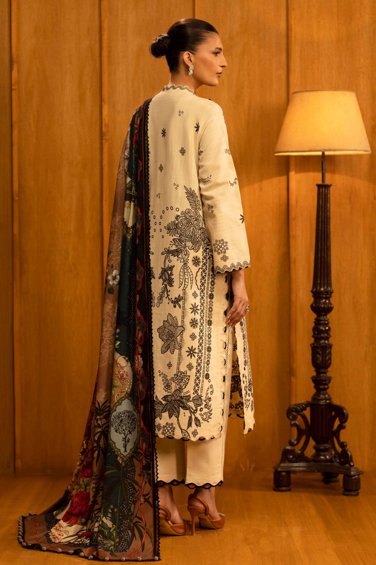 Sana Safinaz | Muzlin Winter 25 | M253-005B by Sana Safinaz - Designer Dress - Type : Ladies Clothes - Available at Libayah - 100% Original 