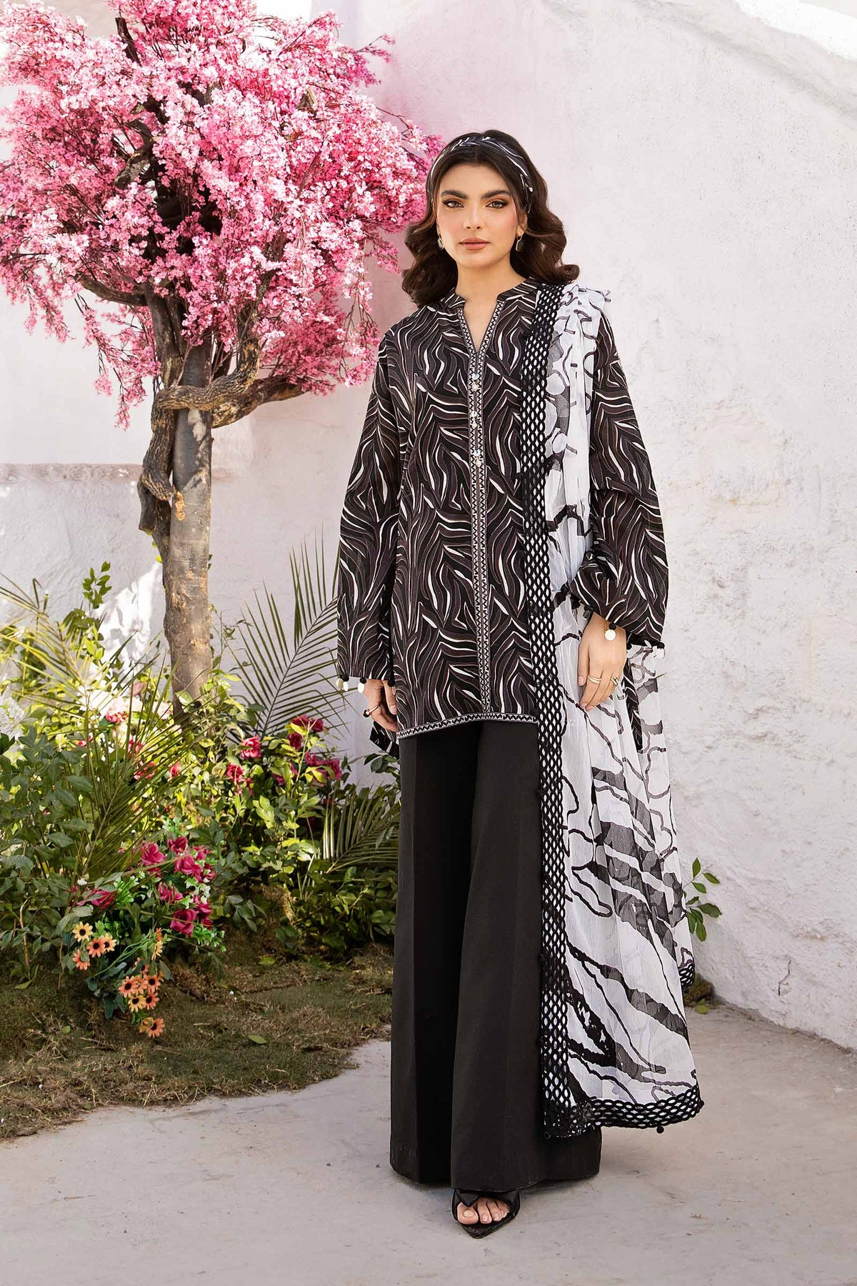 Maria B | M Basic Summer Lawn 25 | MB-CUS25-704B by Maria B - Designer Dress - Type: Ladies Clothes - Available at Libayah - 100% Original