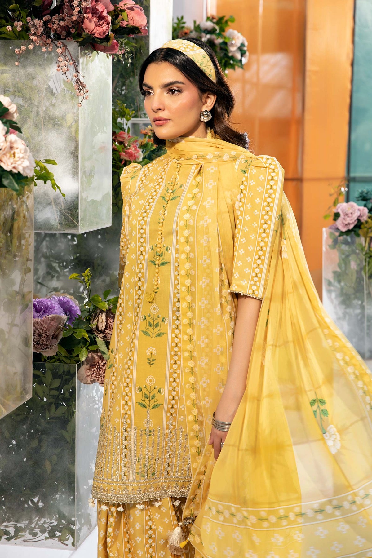 Maria B | M Basic Summer Lawn 25 | MB-CUS25-711A by Maria B - Designer Dress - Type: Ladies Clothes - Available at Libayah - 100% Original