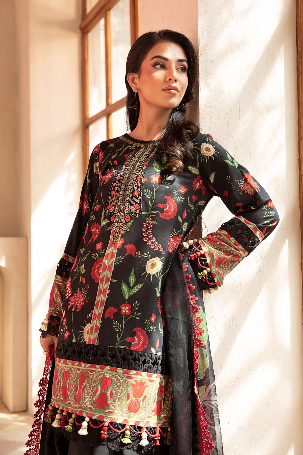 Maria B | Eid Basic Lawn | MB-CUS25-901A by Maria B - Designer Dress - Type: Ladies Clothes - Available at Libayah - 100% Original