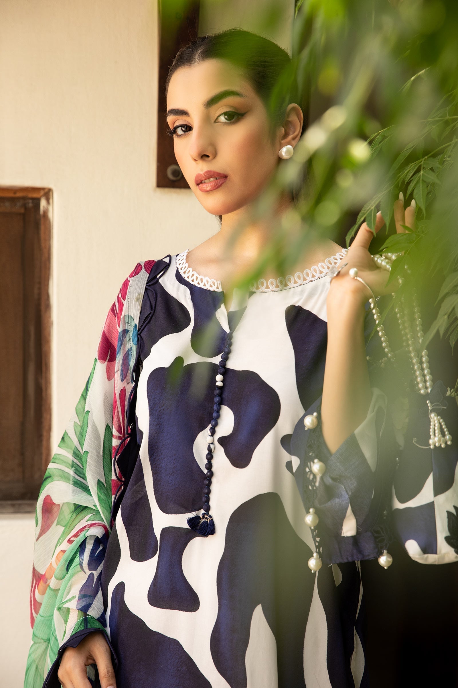 Maria B | Eid Basic Lawn | MB-CUS25-905B by Maria B - Designer Dress - Type: Ladies Clothes - Available at Libayah - 100% Original
