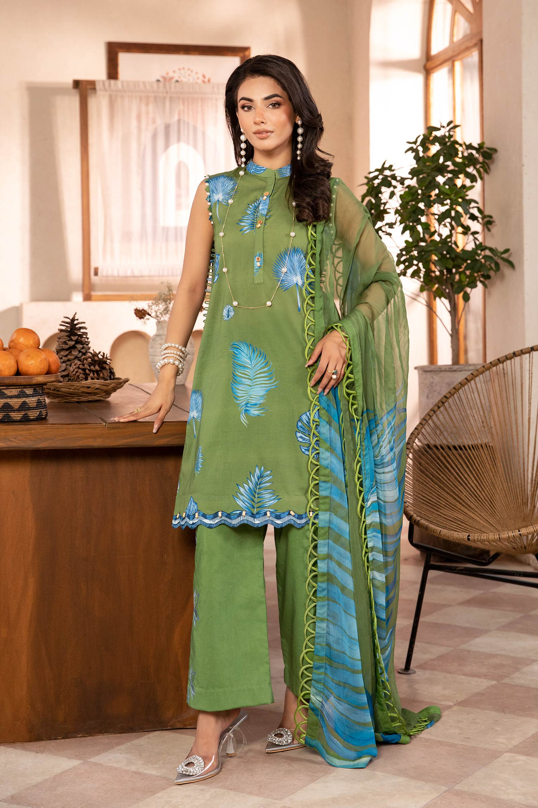 Maria B | Eid Basic Lawn | MB-CUS25-906A by Maria B - Designer Dress - Type: Ladies Clothes - Available at Libayah - 100% Original