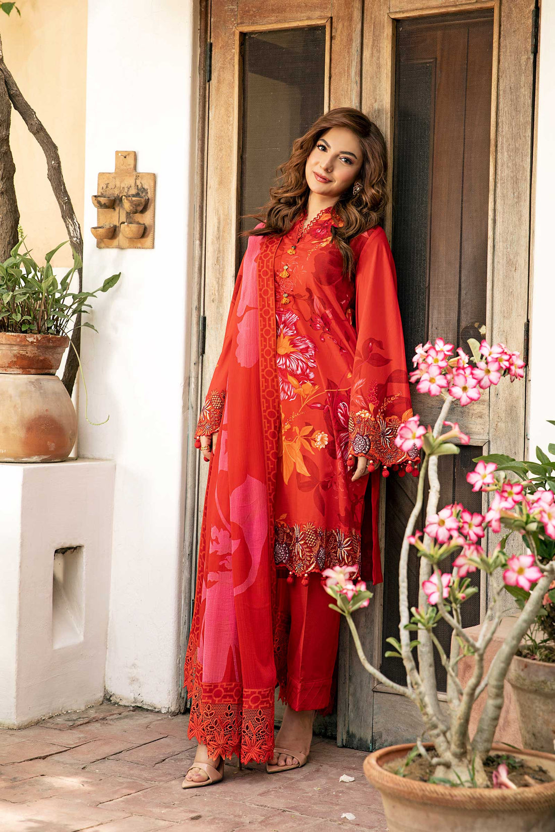 Maria B | Eid Basic Lawn | MB-CUS25-907A by Maria B - Designer Dress - Type: Ladies Clothes - Available at Libayah - 100% Original