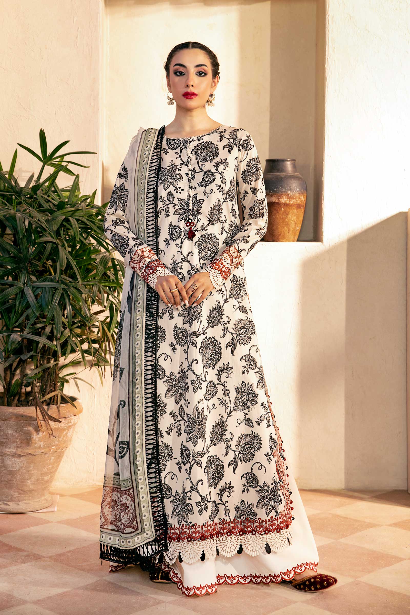 Maria B | Eid Basic Lawn | MB-CUS25-909A by Maria B - Designer Dress - Type: Ladies Clothes - Available at Libayah - 100% Original