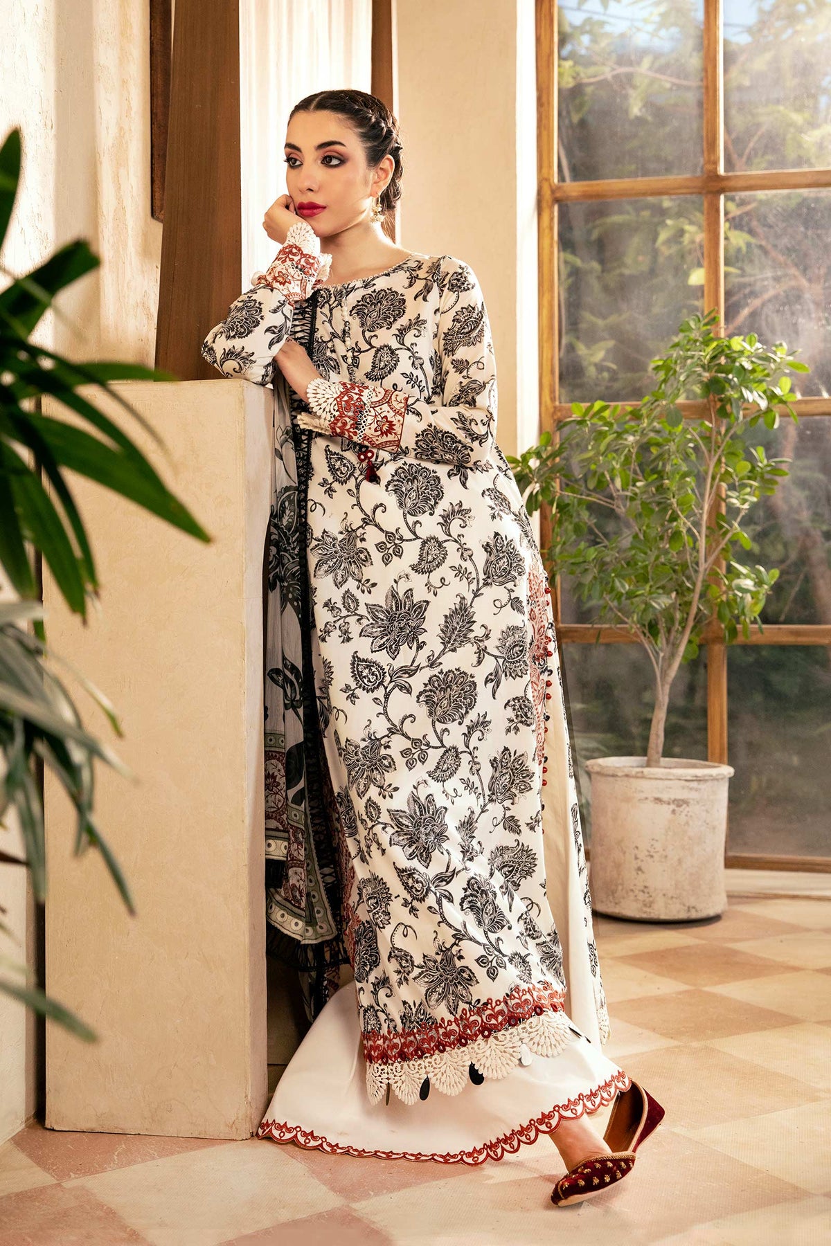 Maria B | Eid Basic Lawn | MB-CUS25-909A by Maria B - Designer Dress - Type: Ladies Clothes - Available at Libayah - 100% Original