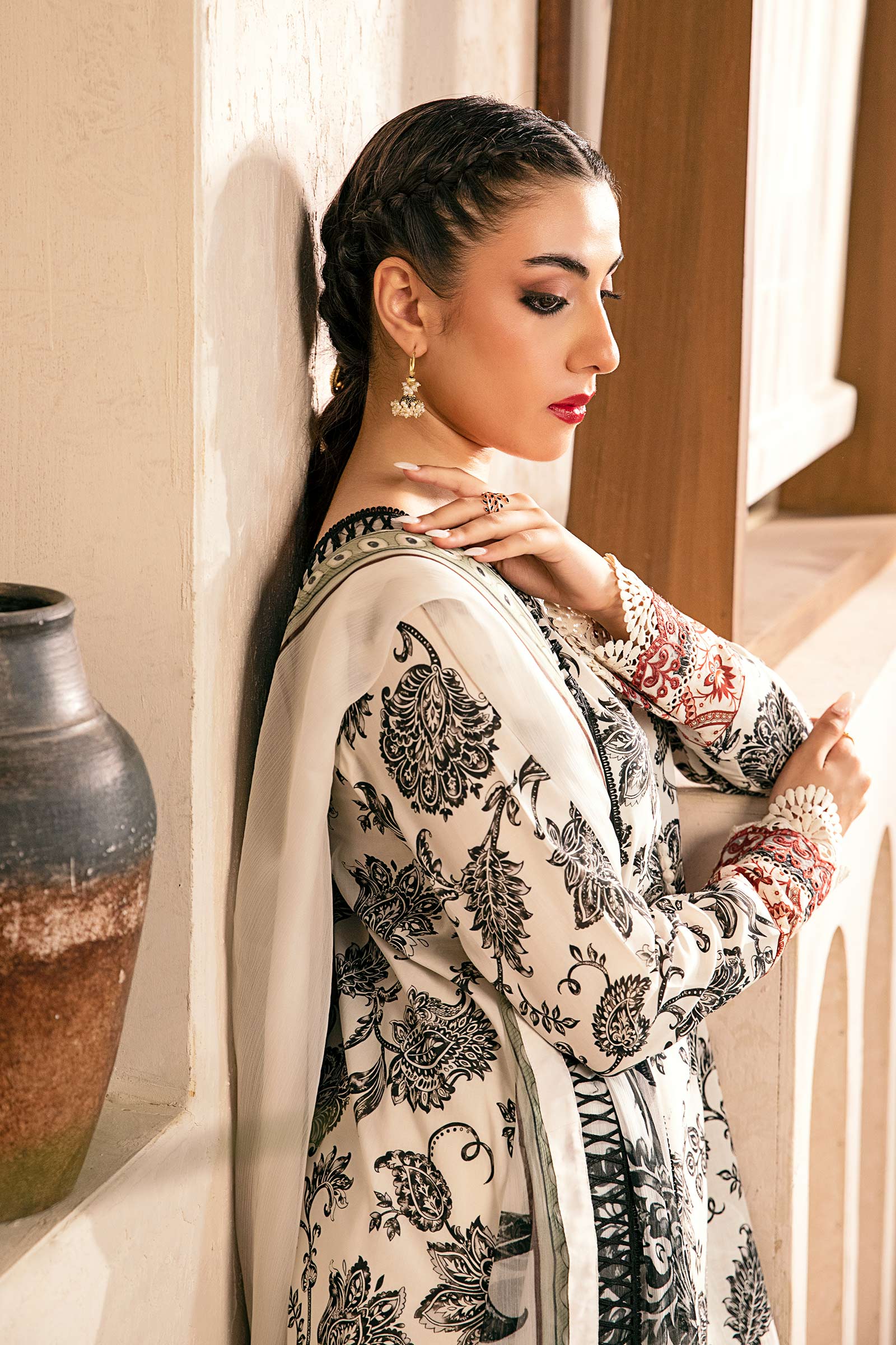 Maria B | Eid Basic Lawn | MB-CUS25-909A by Maria B - Designer Dress - Type: Ladies Clothes - Available at Libayah - 100% Original
