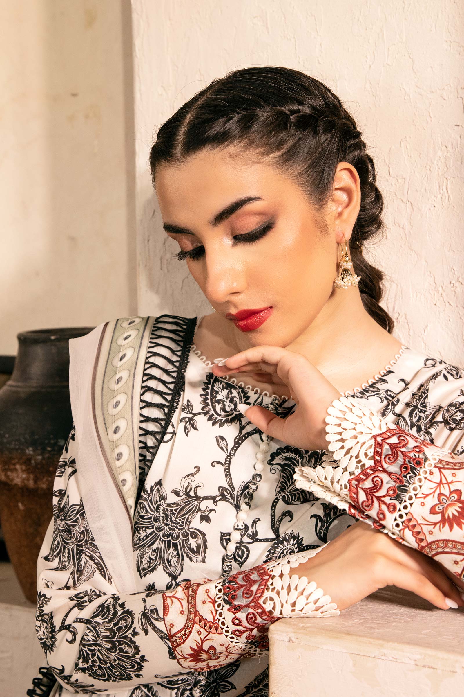 Maria B | Eid Basic Lawn | MB-CUS25-909A by Maria B - Designer Dress - Type: Ladies Clothes - Available at Libayah - 100% Original